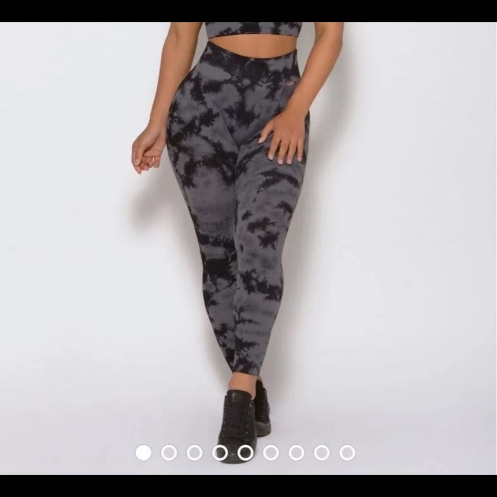 Bombshell Sportswear Seamless Tie Dye  Black & Grey Leggings XS/S